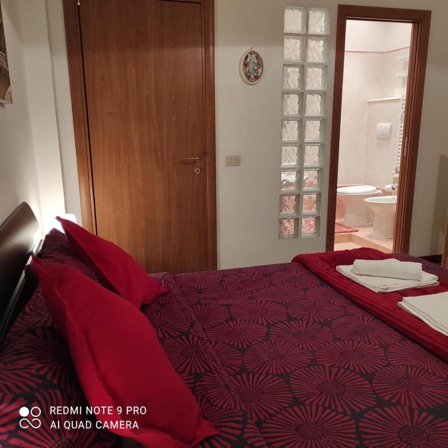 Centro Roma Metro Rebibbia Hotell Exteriör bild