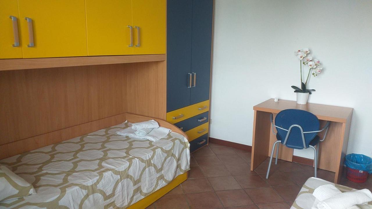 Centro Roma Metro Rebibbia Hotell Exteriör bild
